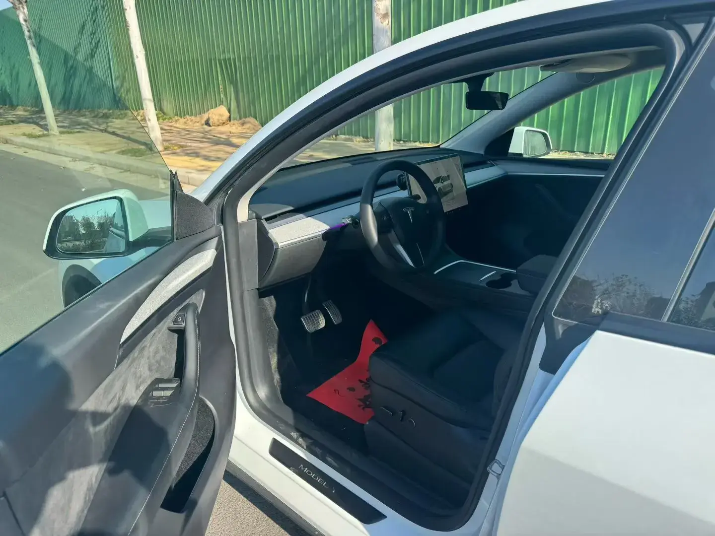 2023 TESLA MODEL thumbnail 4