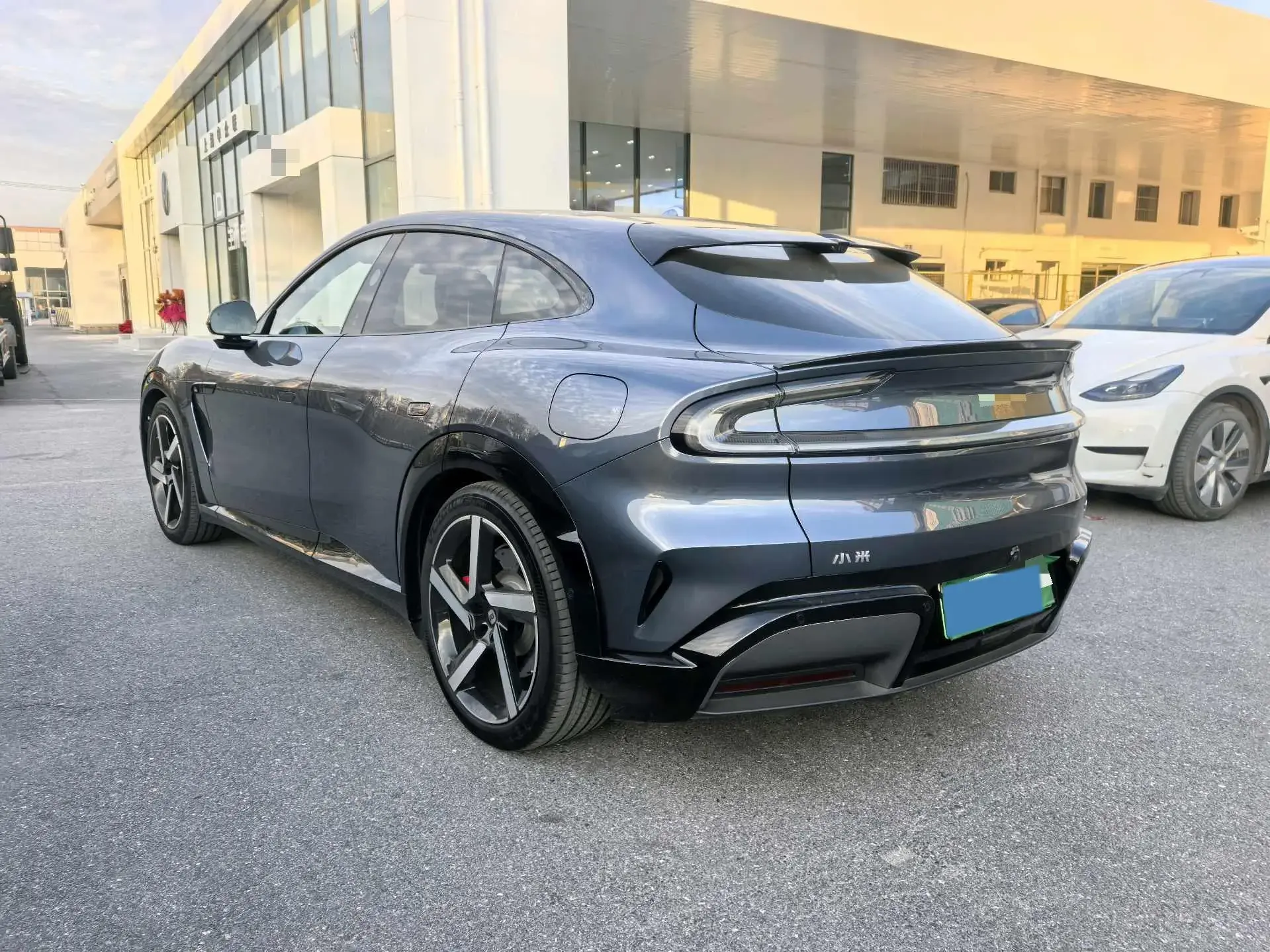 2025 MI YU7 thumbnail 4