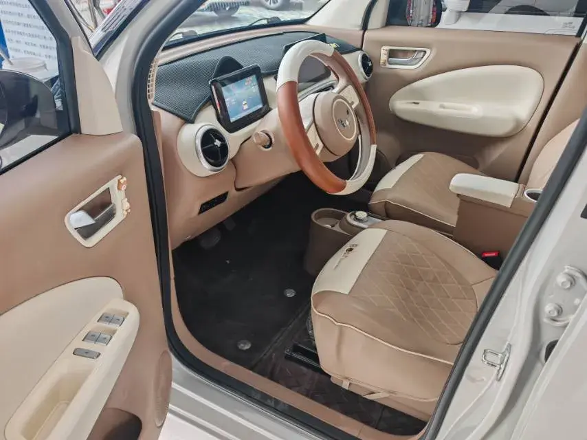 2025 WULING HONGGUANG thumbnail 3