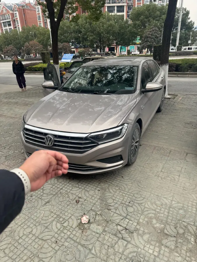 2021 Volkswagen Sagitar 1.4T 150HP L4 7DCT