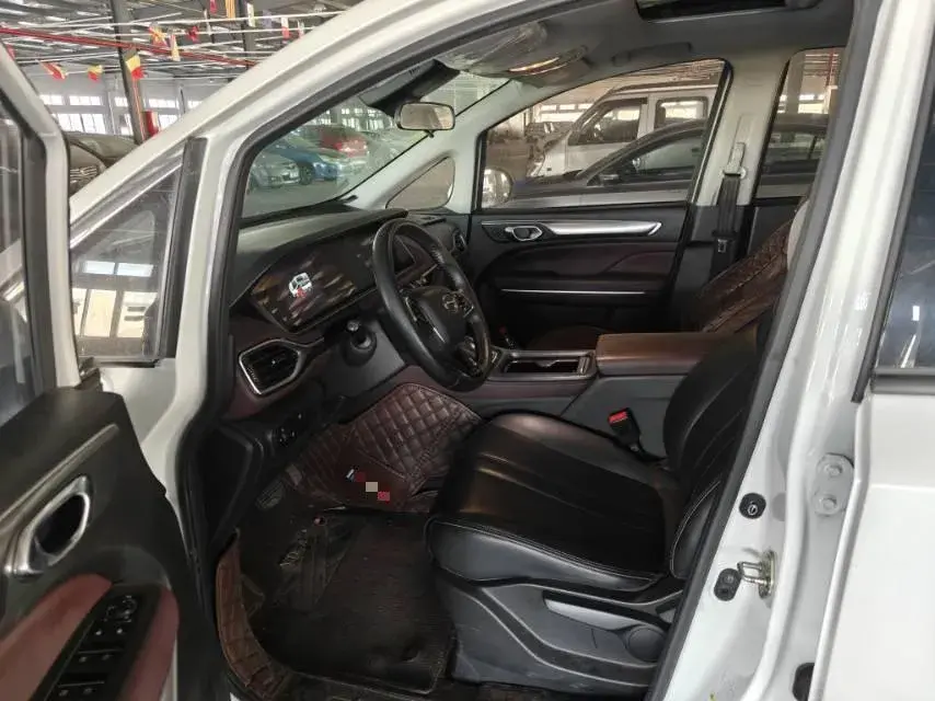 2021 GAC TRUMPCHI thumbnail 4