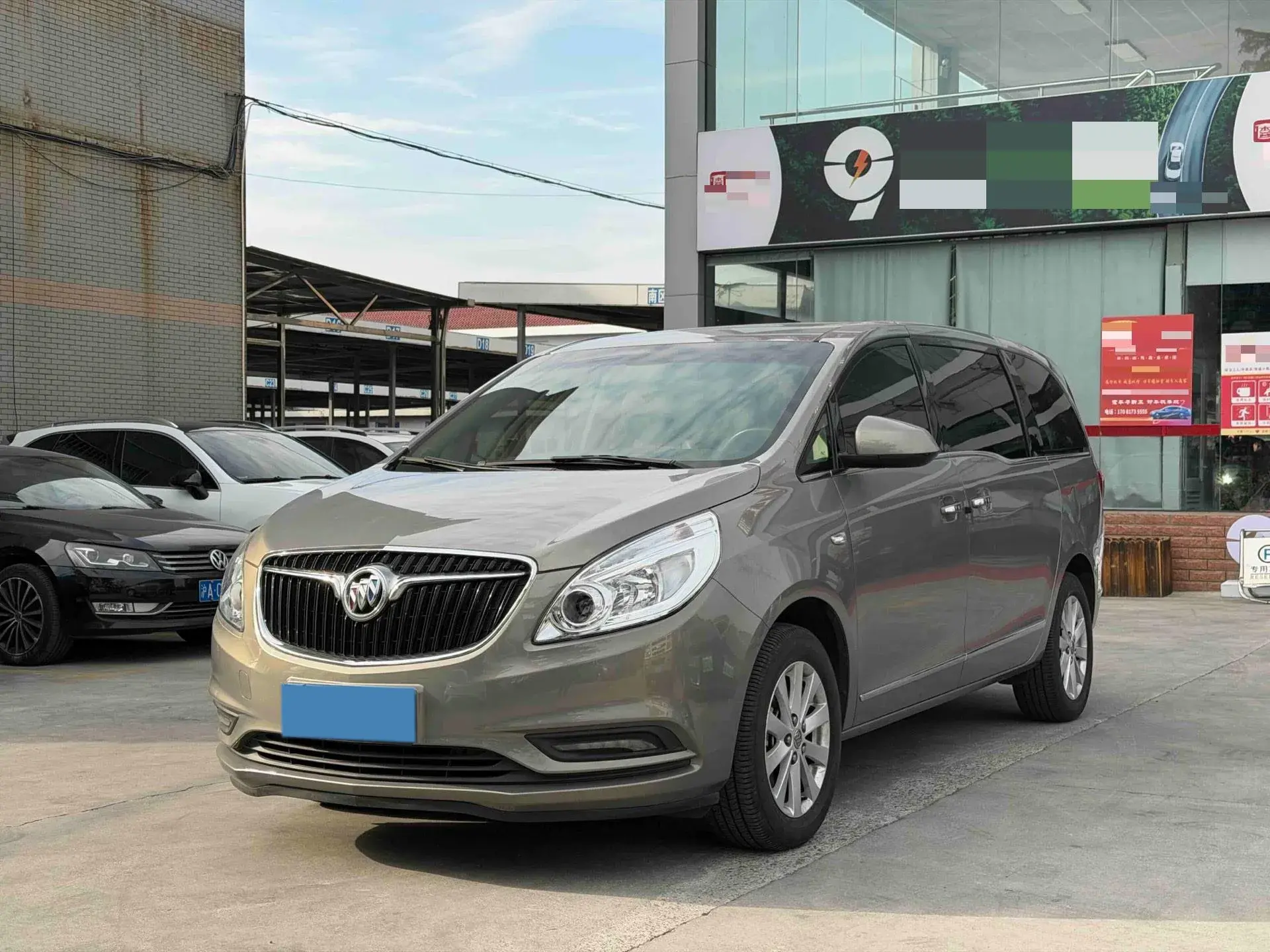 2018 BUICK GL8 view 1