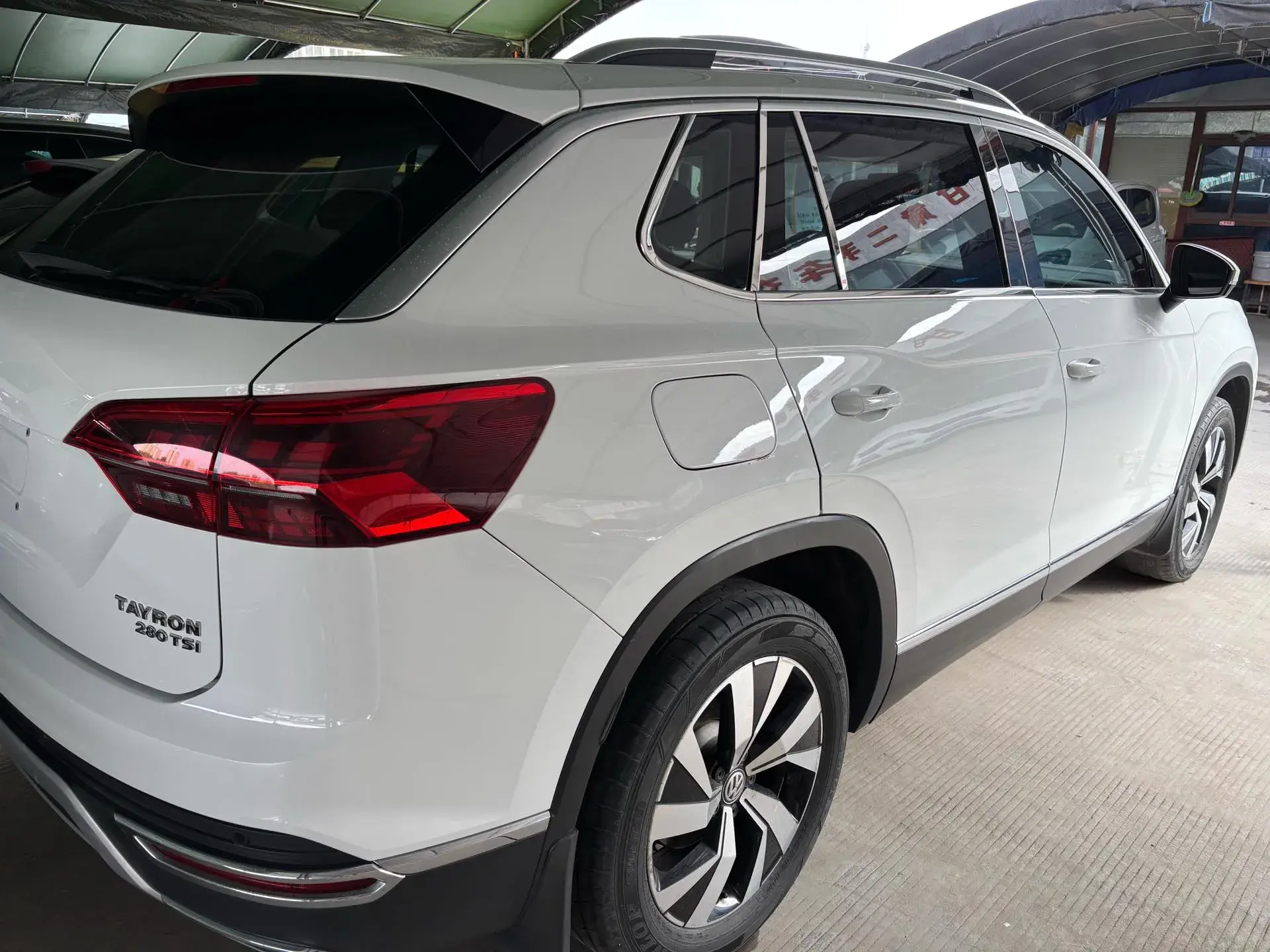 2019 RENAULT KOLEOS thumbnail 4