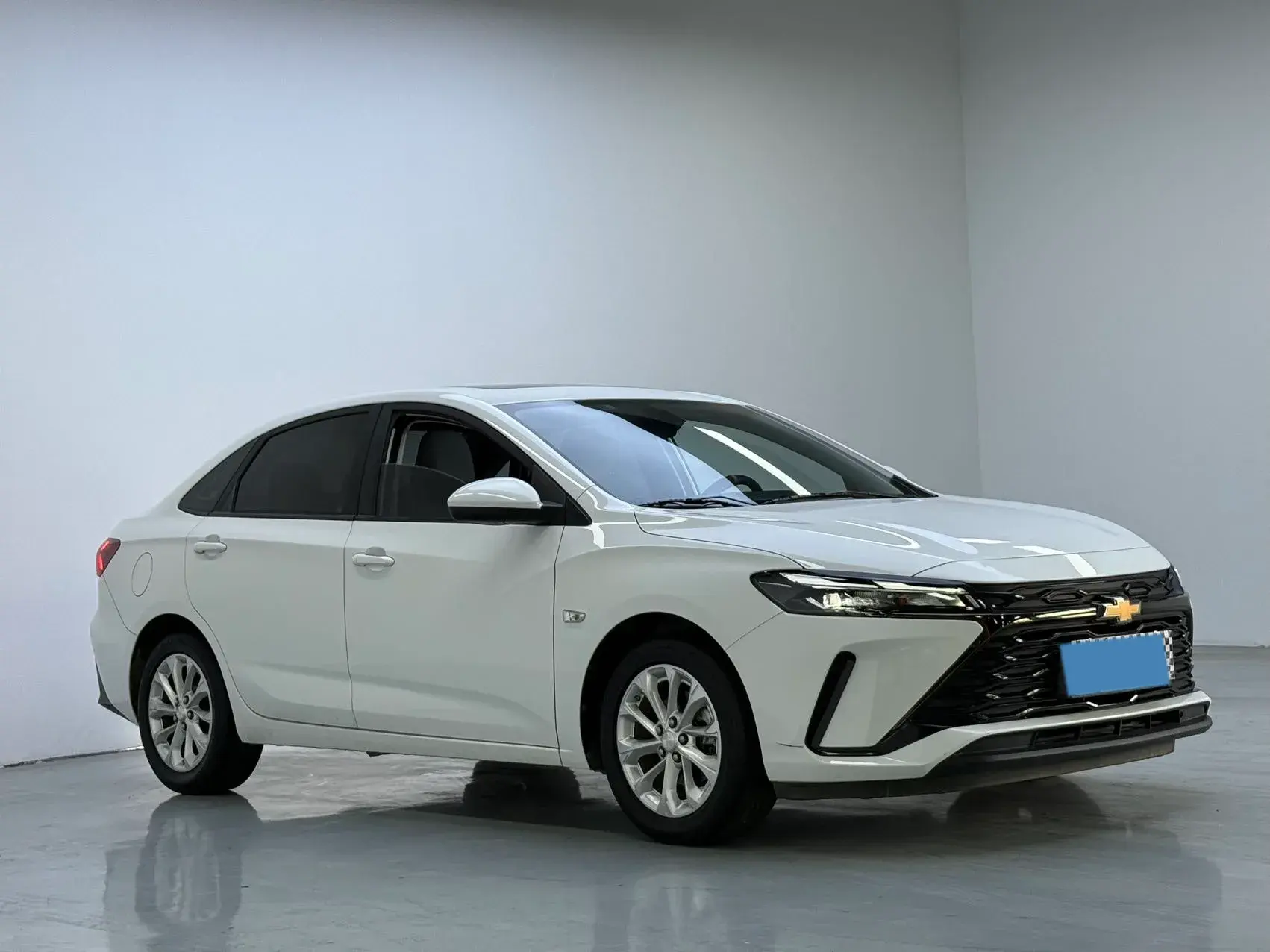 2023 CHEVROLET MONZA thumbnail 3