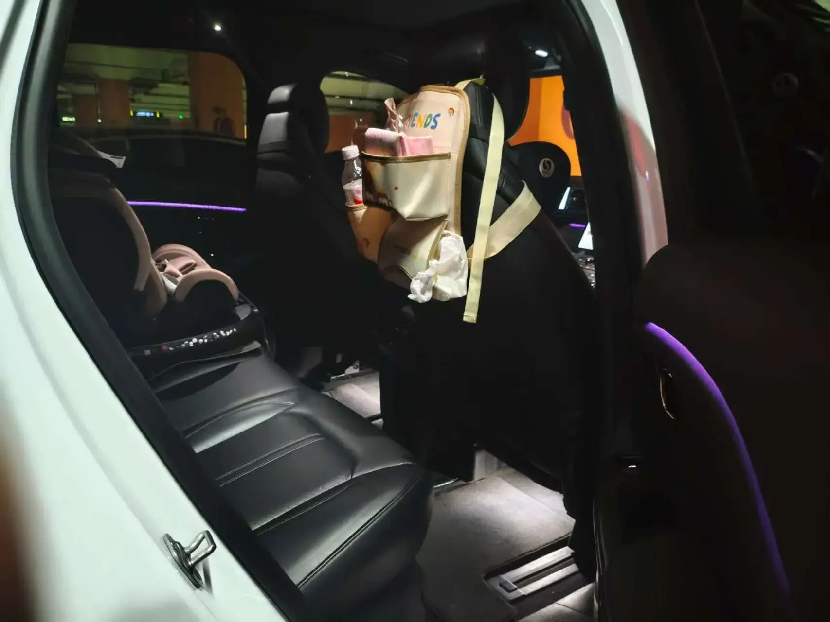 2020 NIO ES6 thumbnail 4