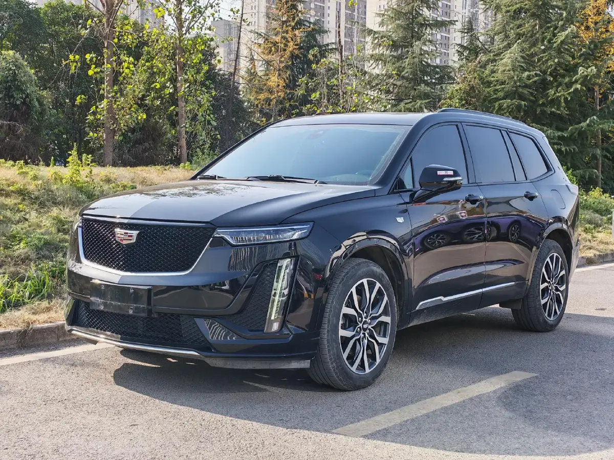 2022 Cadillac XT6 2.0T 237HP L4 9AT