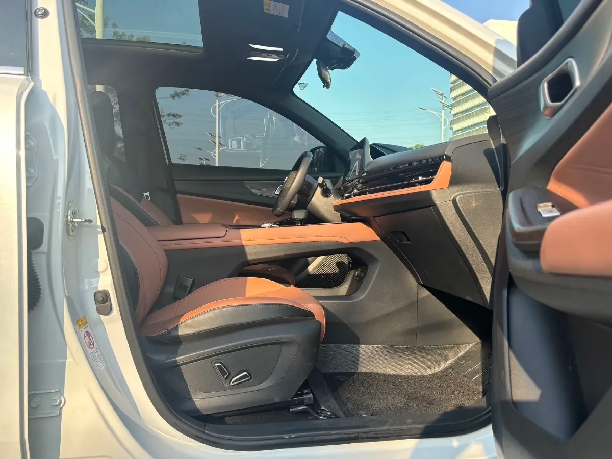 2023 DongFeng Forthing Thunder BEV 57.8KWH,autocango,china used car exporter,china ev exporter,chinese used car exporter,chinese used ev exporter