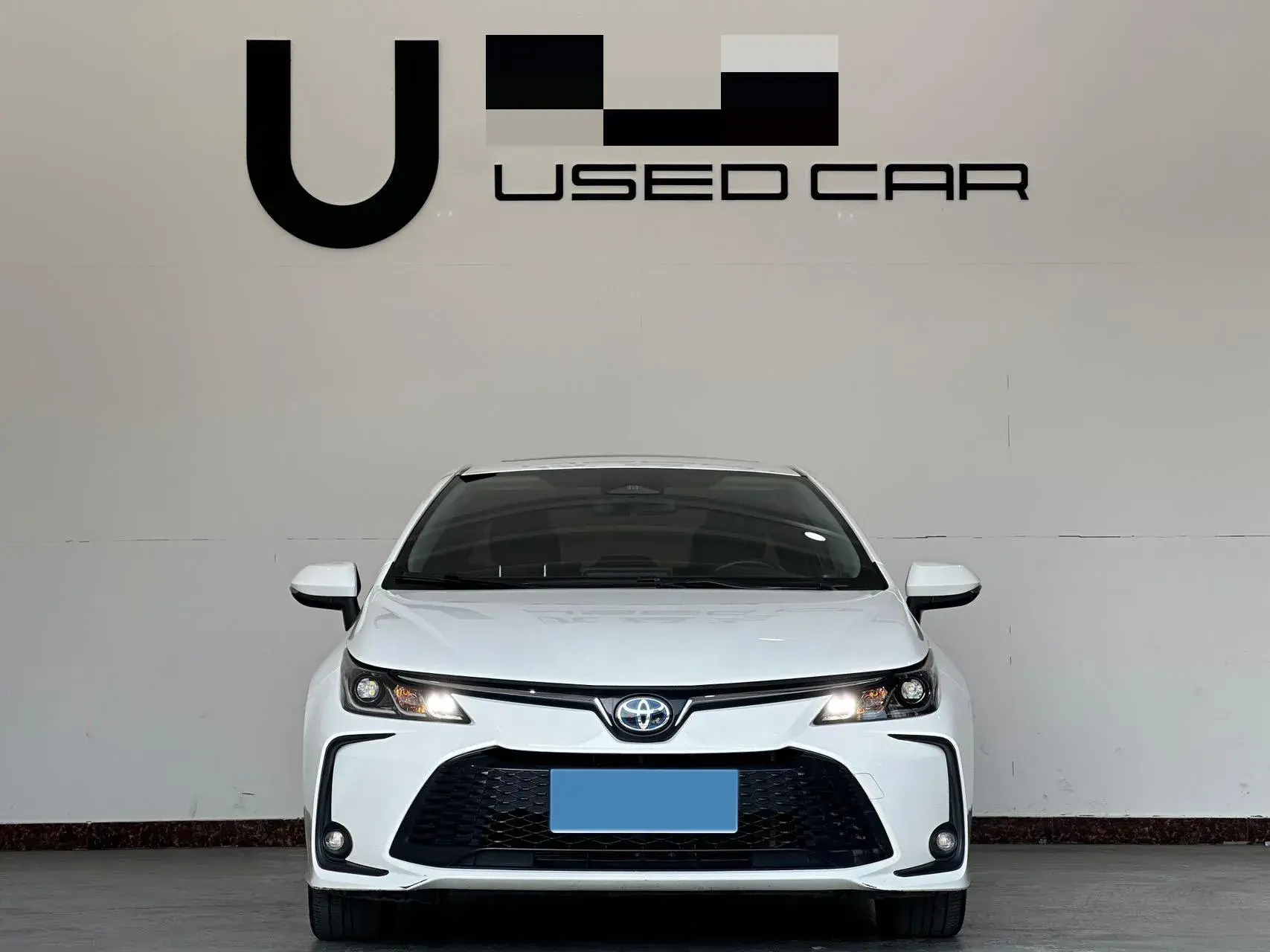 2023 TOYOTA COROLLA thumbnail 2