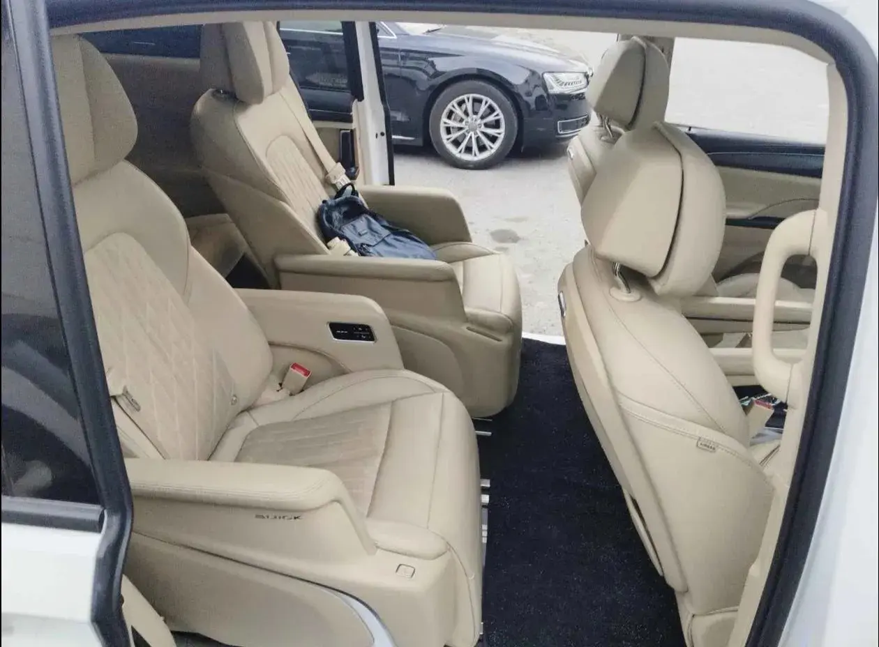 2022 BUICK GL8 thumbnail 3