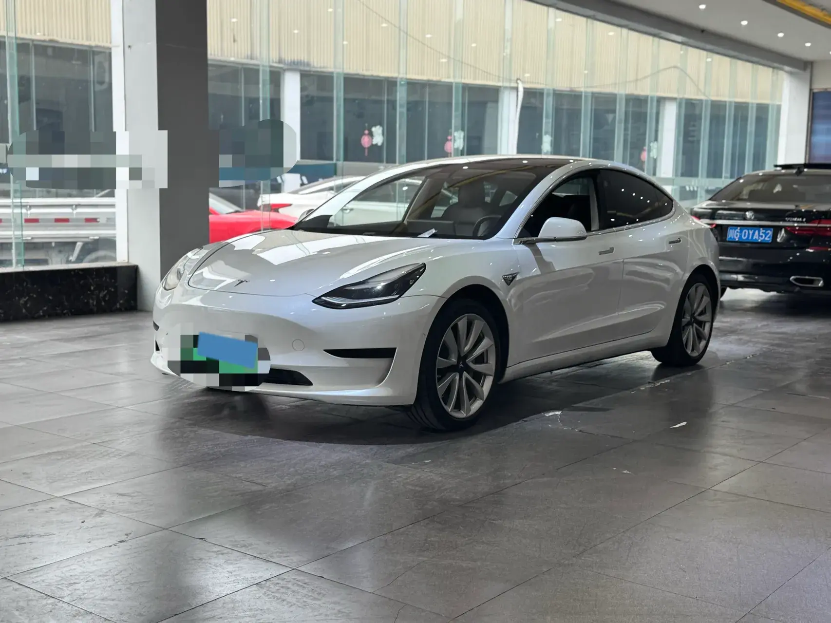 2020 TESLA MODEL view 1