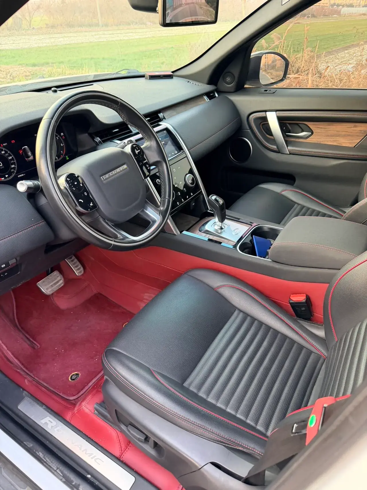 2020 LAND ROVER thumbnail 3