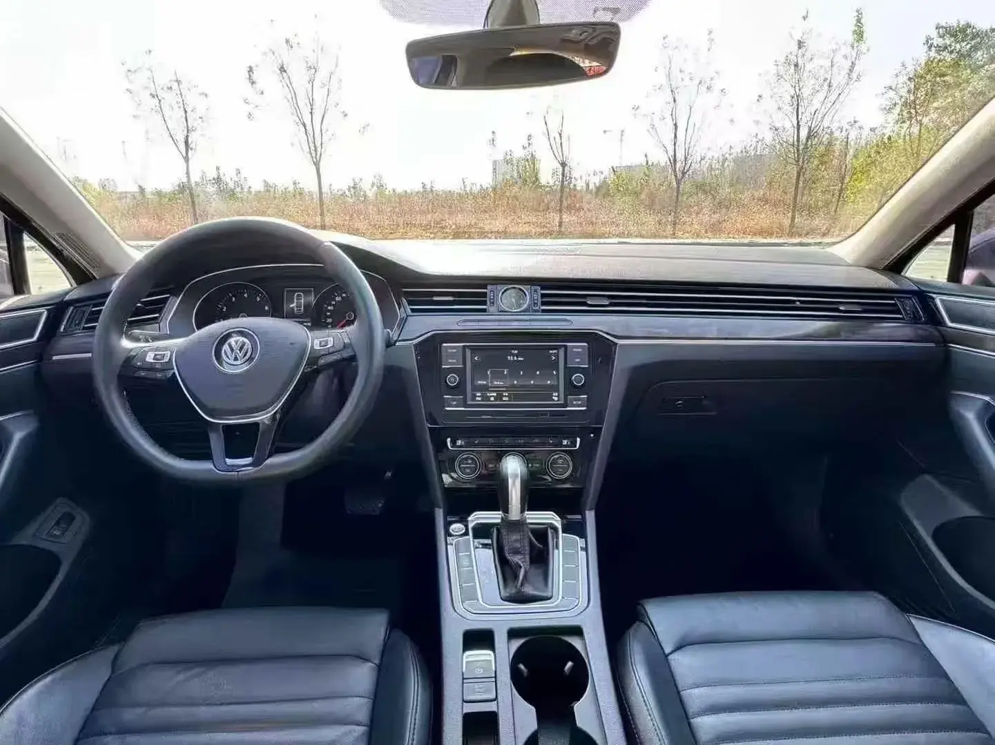 2019 CHEVROLET MALIBU thumbnail 4