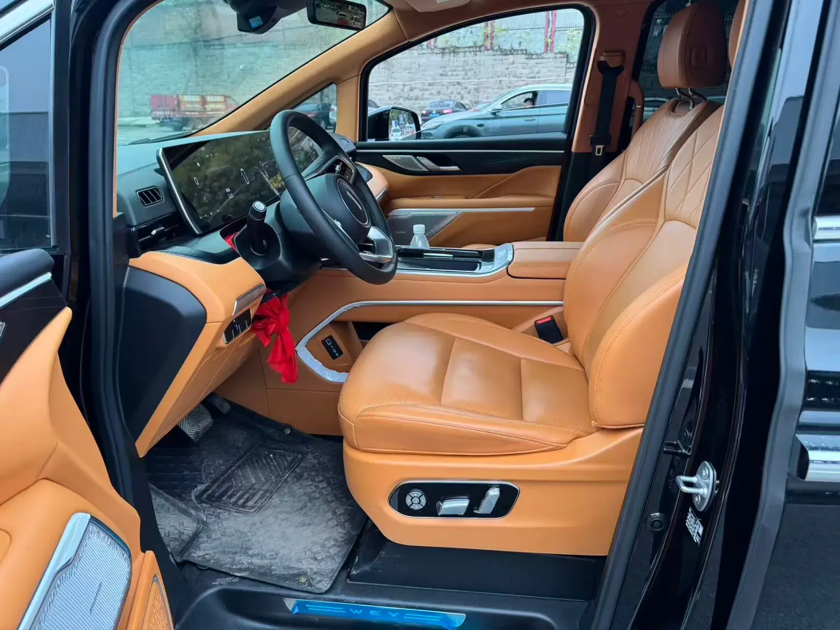 2024 MERCEDES-BENZ C thumbnail 4