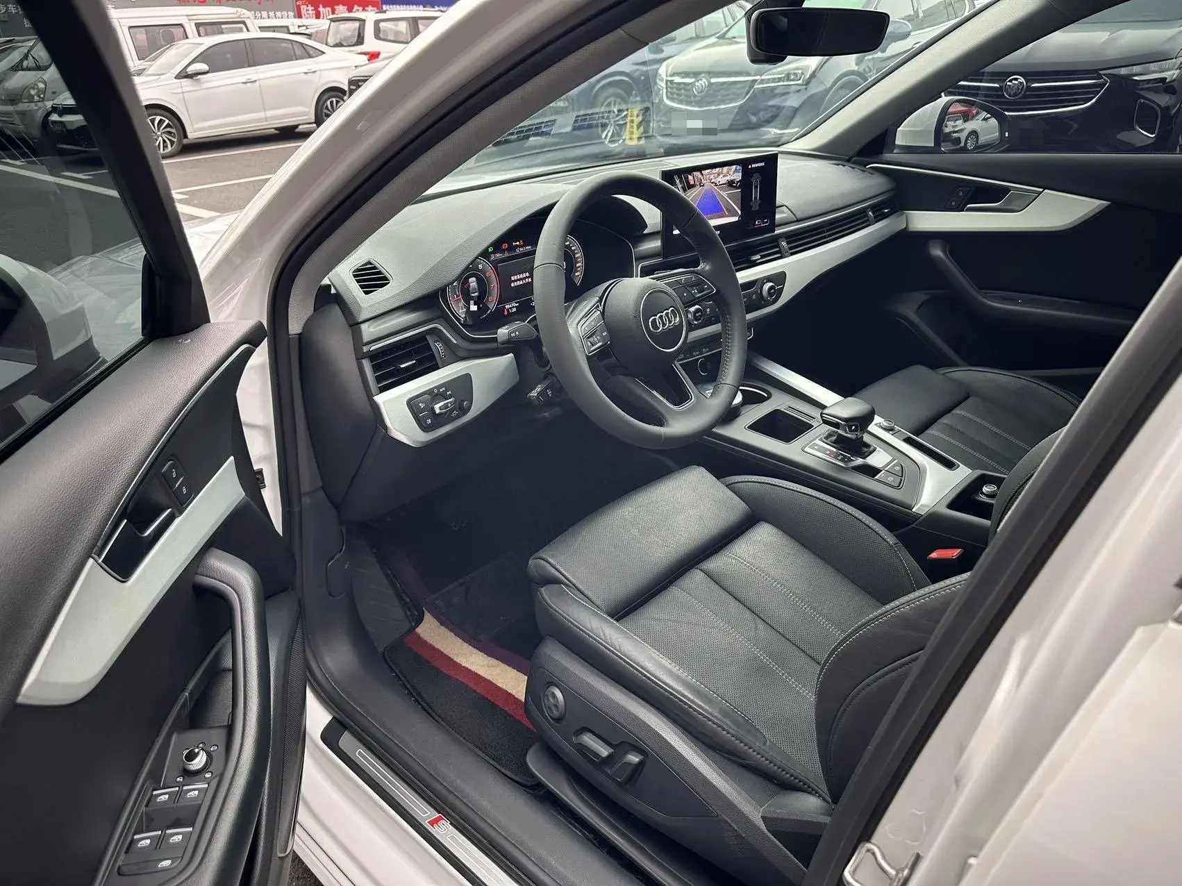 2020 AUDI A4L thumbnail 3