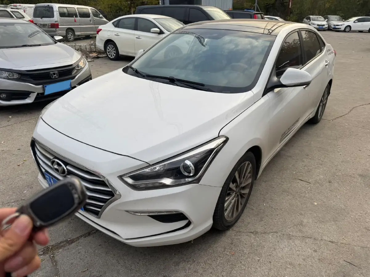 2017 Hyundai Mistra 1.8L 143HP L4 6AT