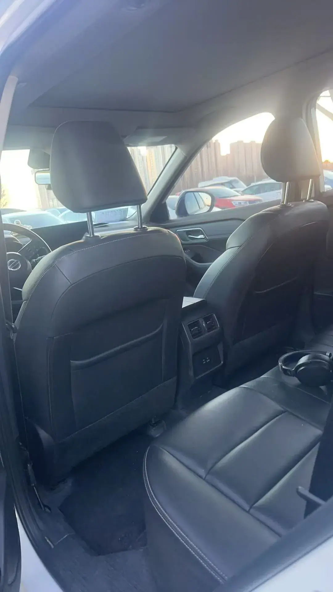 2021 NISSAN X-TRAIL thumbnail 4