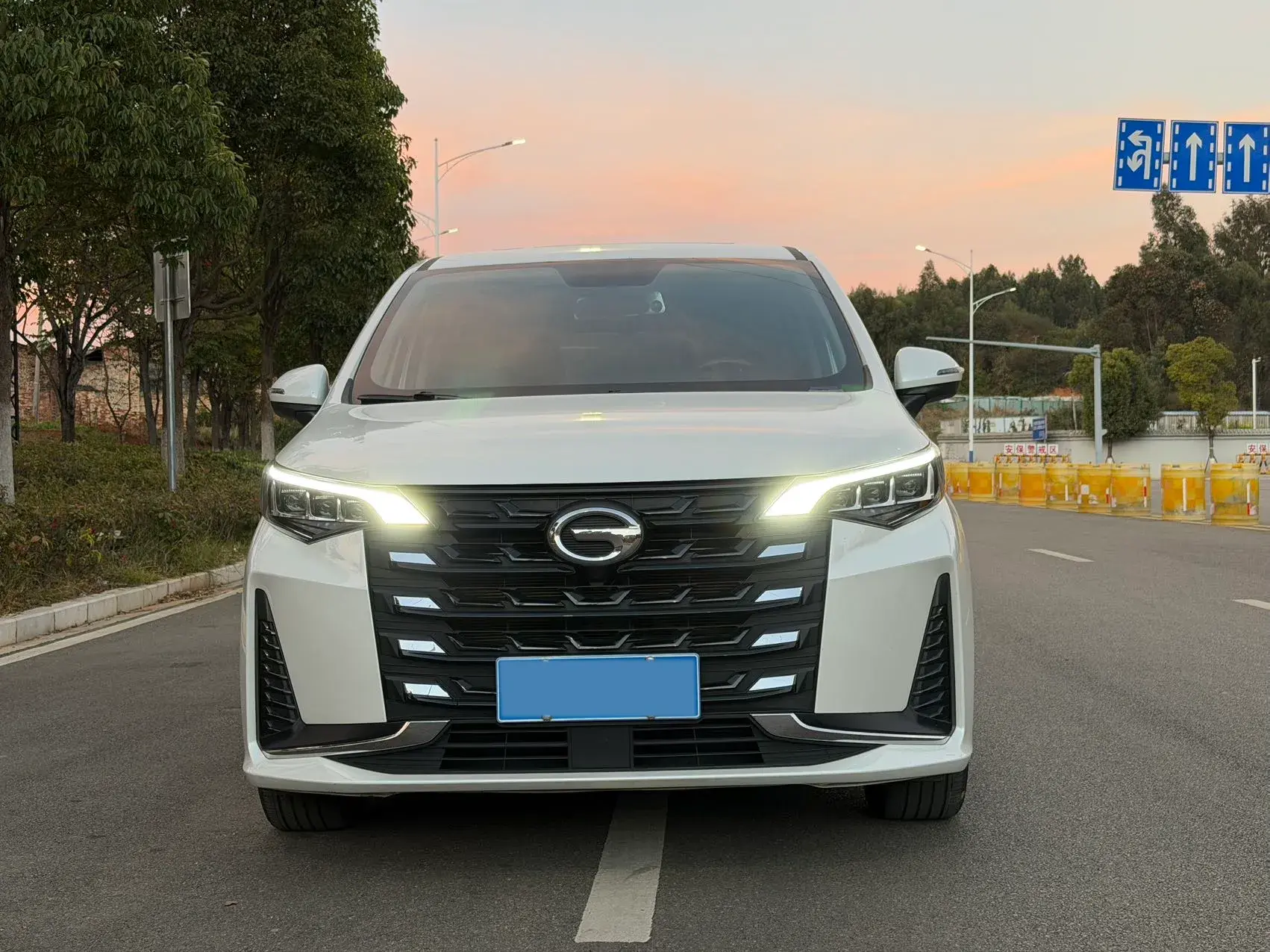 2023 GAC TRUMPCHI thumbnail 2