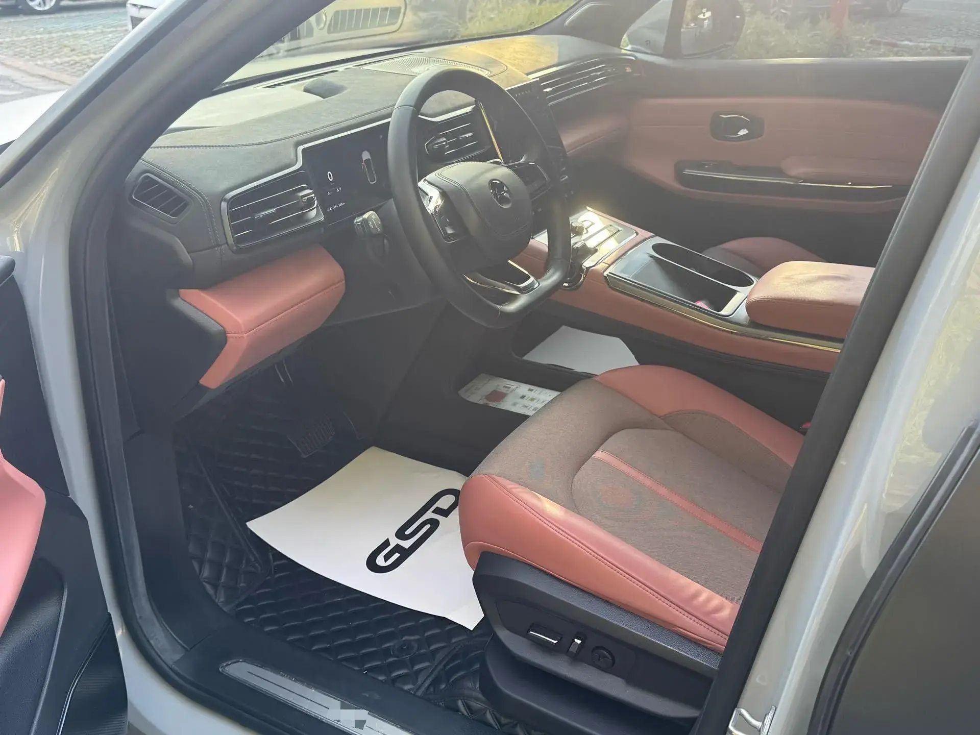 2020 NIO EC6 thumbnail 4