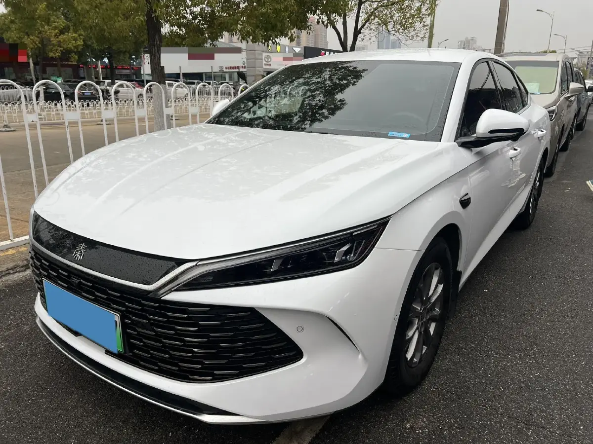 2025 BYD QinL 1.5L 101HP L4 E-CVT PHEV 10.08KWH