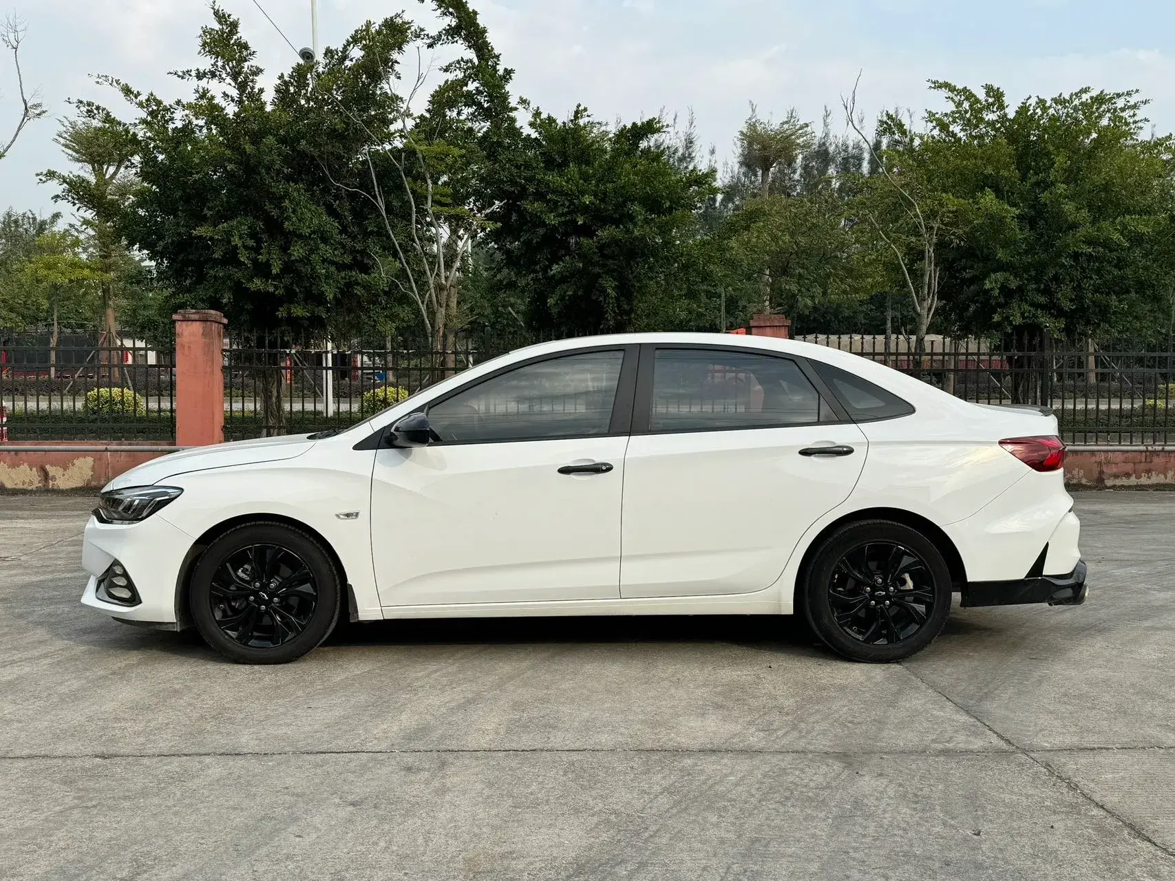 2020 CHEVROLET MONZA thumbnail 2