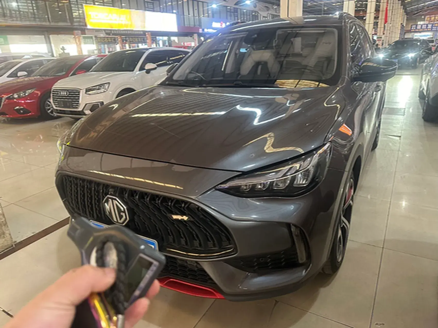 2021 MG PILOT view 1