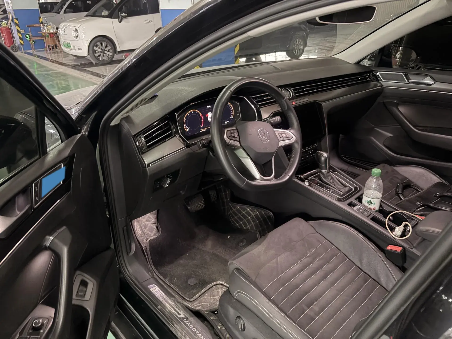 2021 VOLKSWAGEN MAGOTAN thumbnail 4