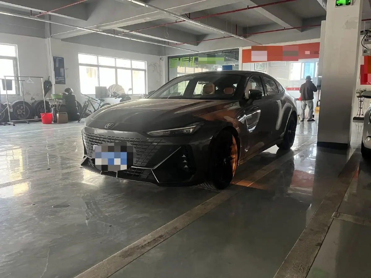 2023 ChangAn UNI-V 1.5T 188HP L4 7DCT