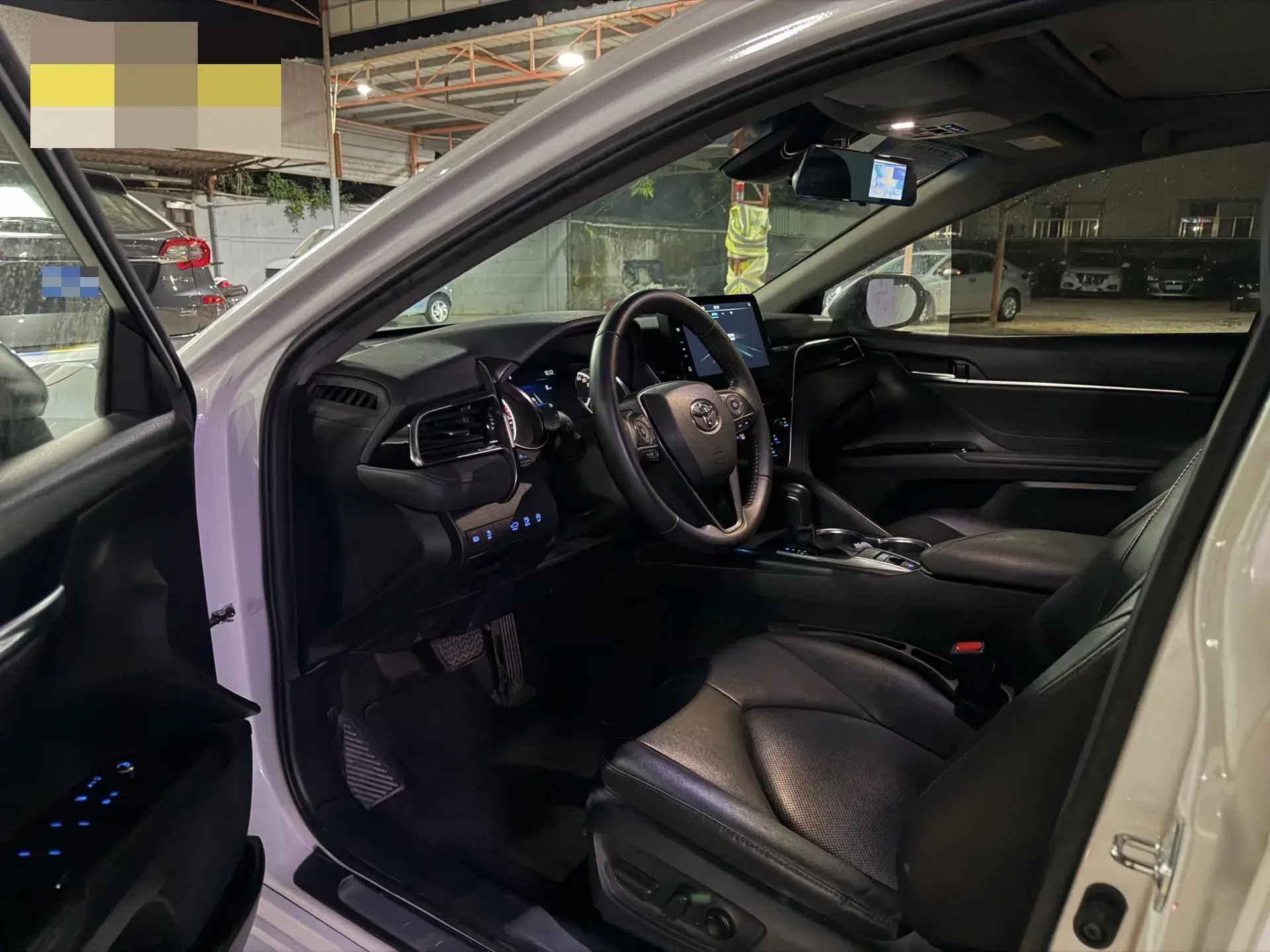 2021 TOYOTA CAMRY thumbnail 4