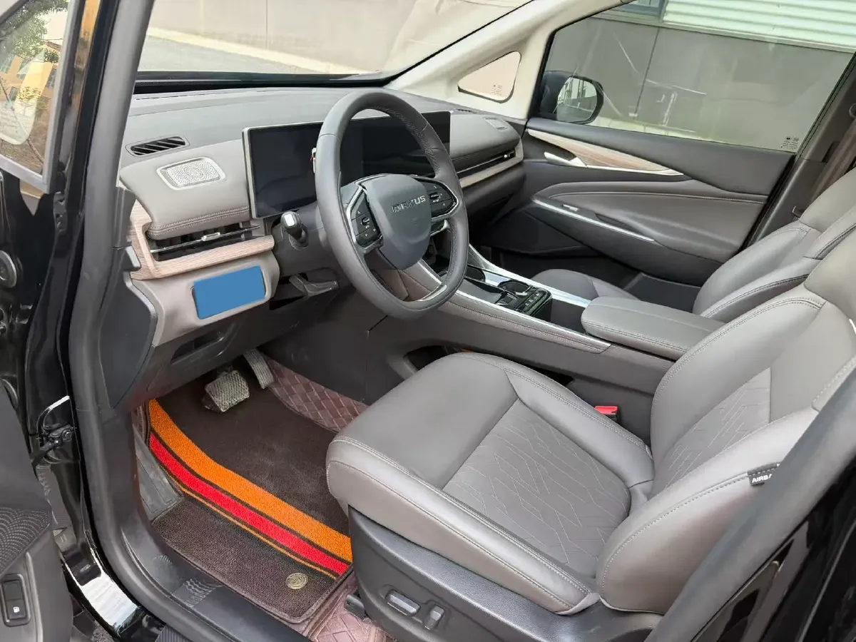 2025 MAXUS G50 PHEV 1.5L 98HP L4 1DHT PHEV,autocango,china used car exporter,china ev exporter,chinese used car exporter,chinese used ev exporter