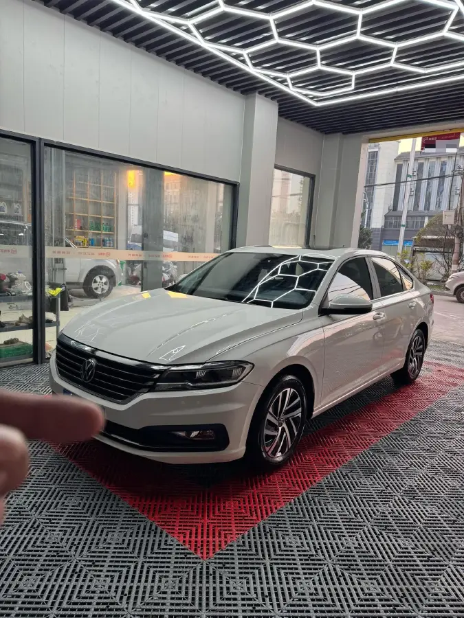 2021 Volkswagen Lavida 1.5L 113HP L4 6AT