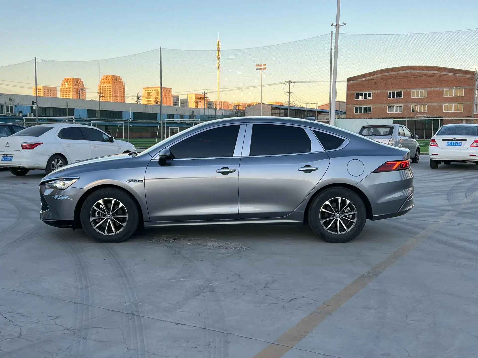 2021 BYD E2 thumbnail 2