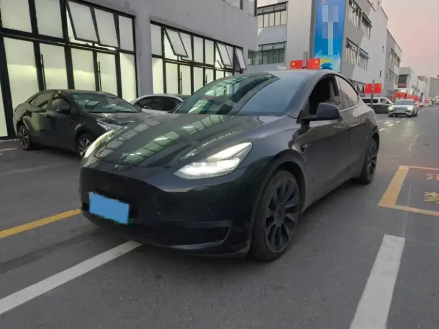 2021 Tesla Model Y BEV 76.8KWH