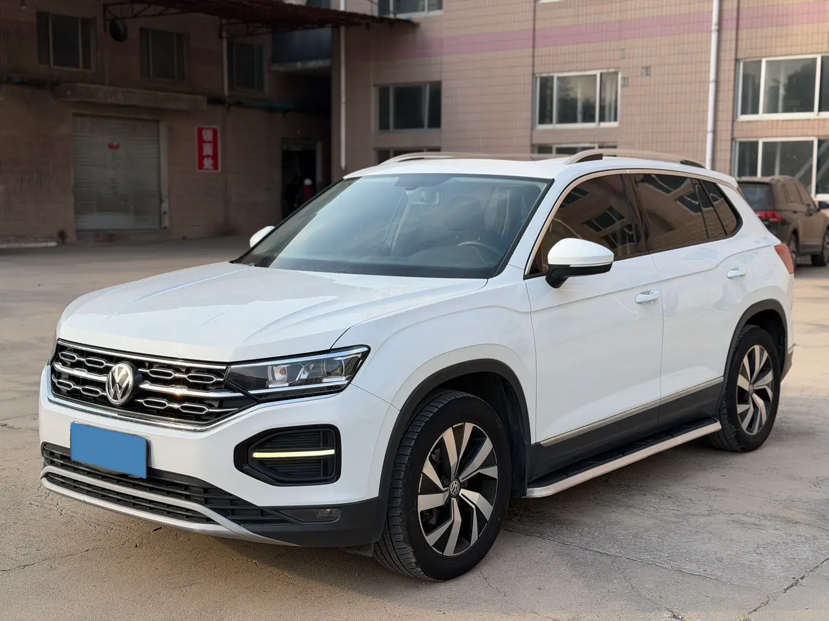 2019 JEEP CHEROKEE view 1