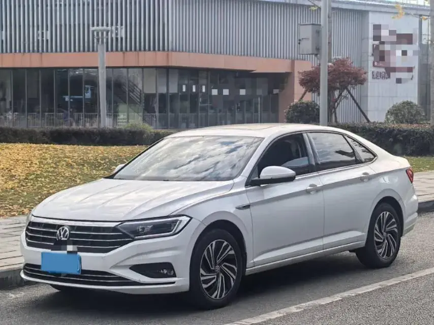 2021 Volkswagen Sagitar 1.4T 150HP L4 7DCT