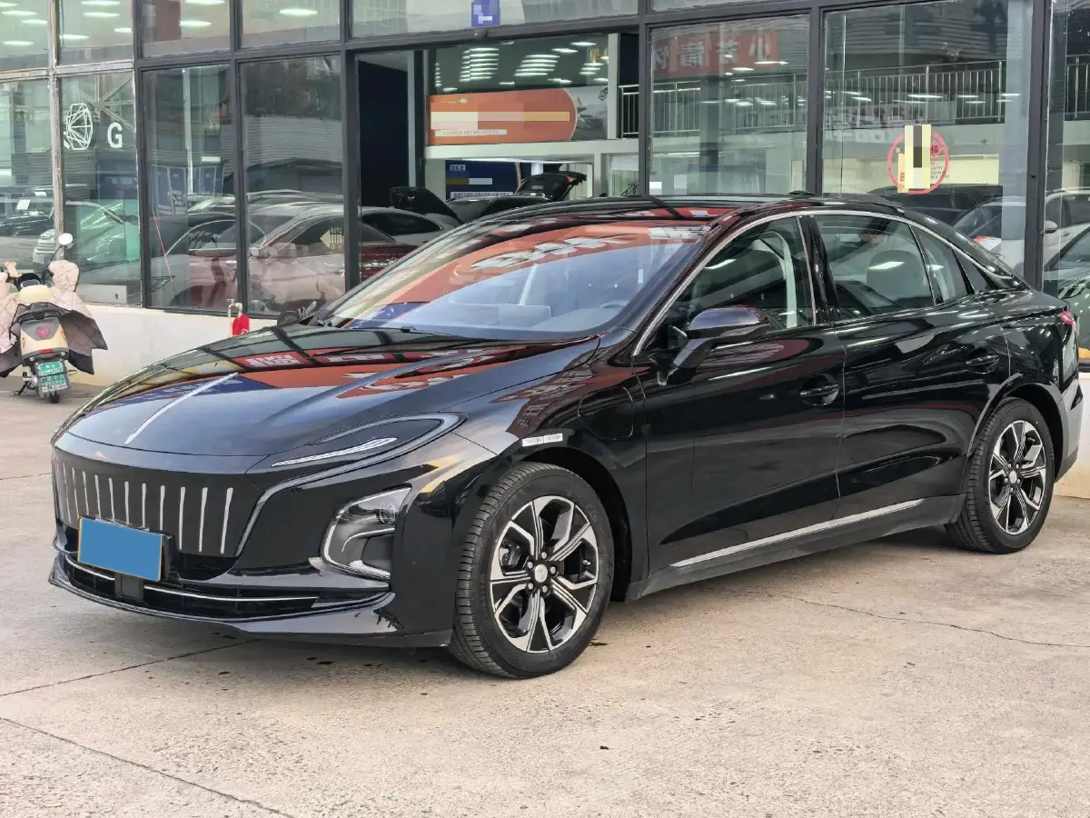 2023 HongQi E-QM5 BEV 54KWH