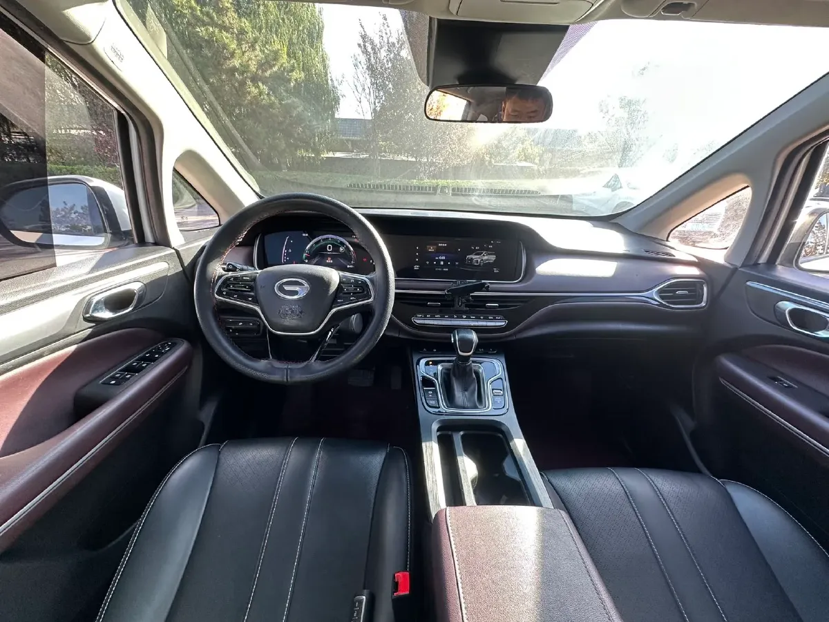 2021 GAC Trumpchi M6 1.5T 169HP L4 7DCT,autocango,china used car exporter,china ev exporter,chinese used car exporter,chinese used ev exporter