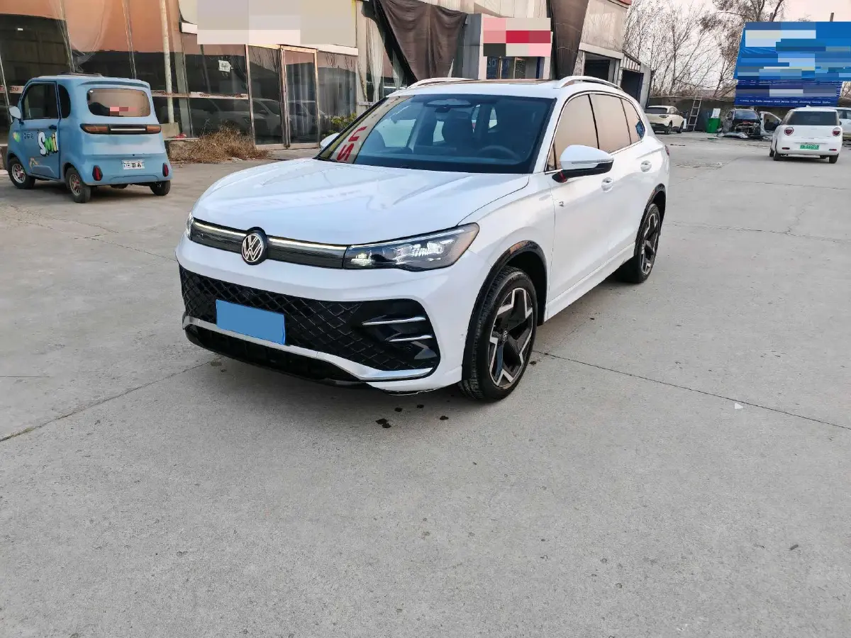 2024 Volkswagen Tiguan L 2.0T 186HP L4 7DCT