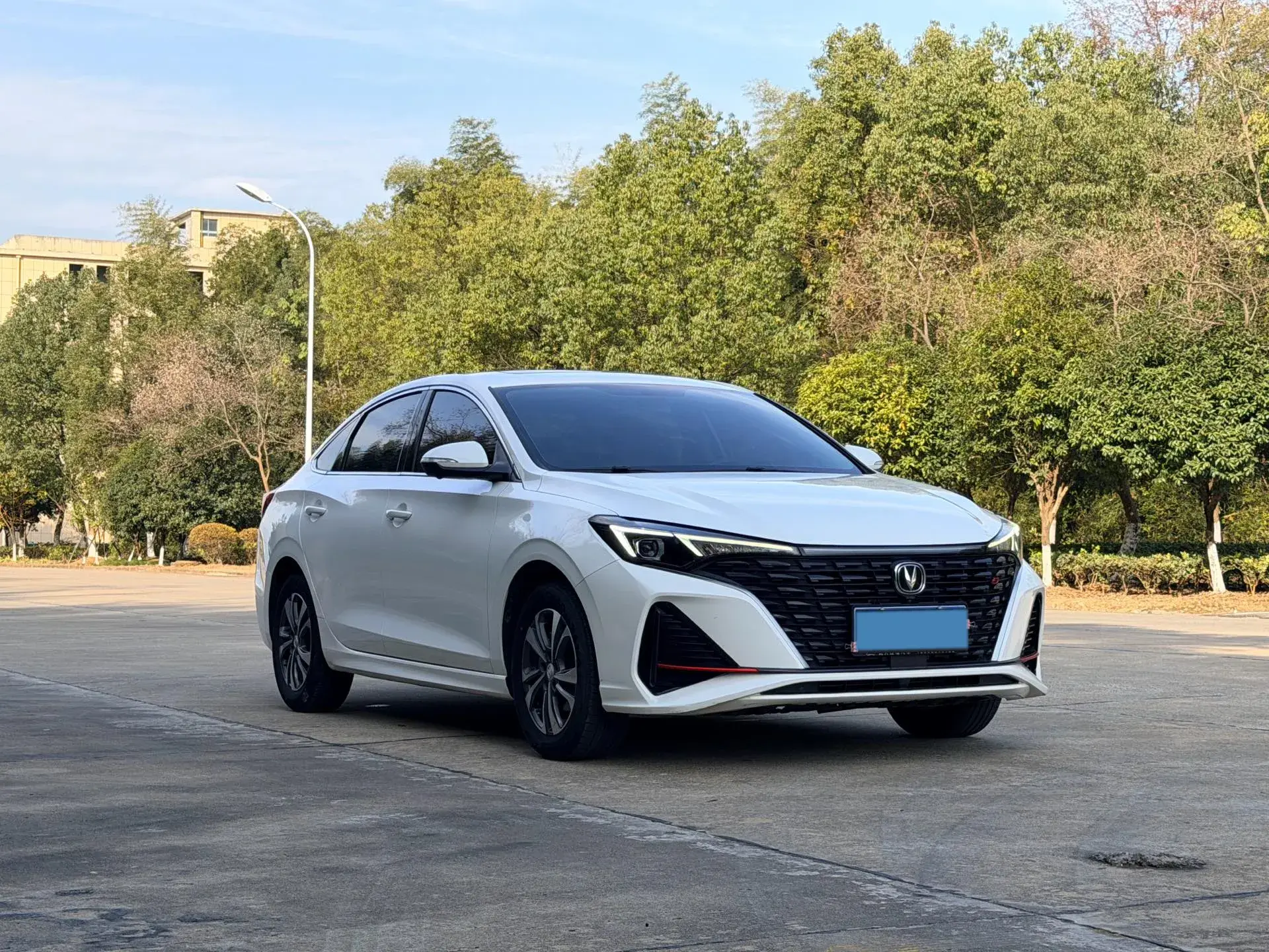 2022 CHANGAN EADO thumbnail 2