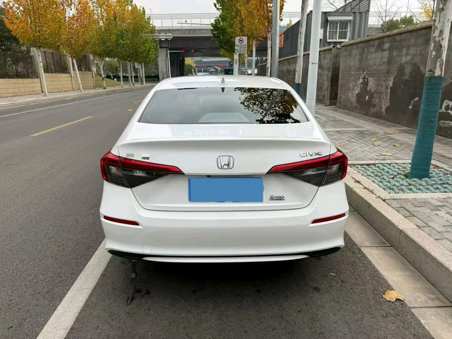 2023 HONDA CIVIC thumbnail 4