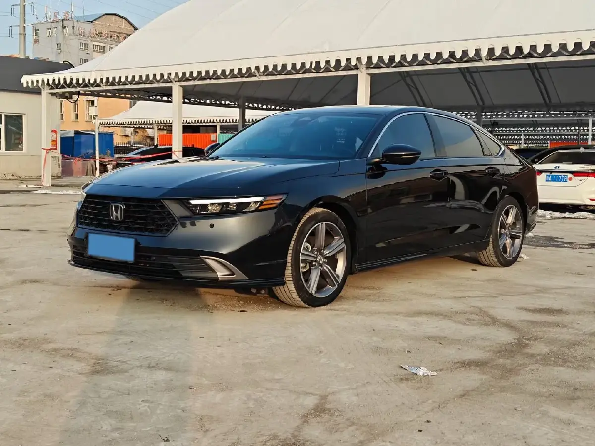 2023 Honda Accord 1.5T 192HP L4 CVT