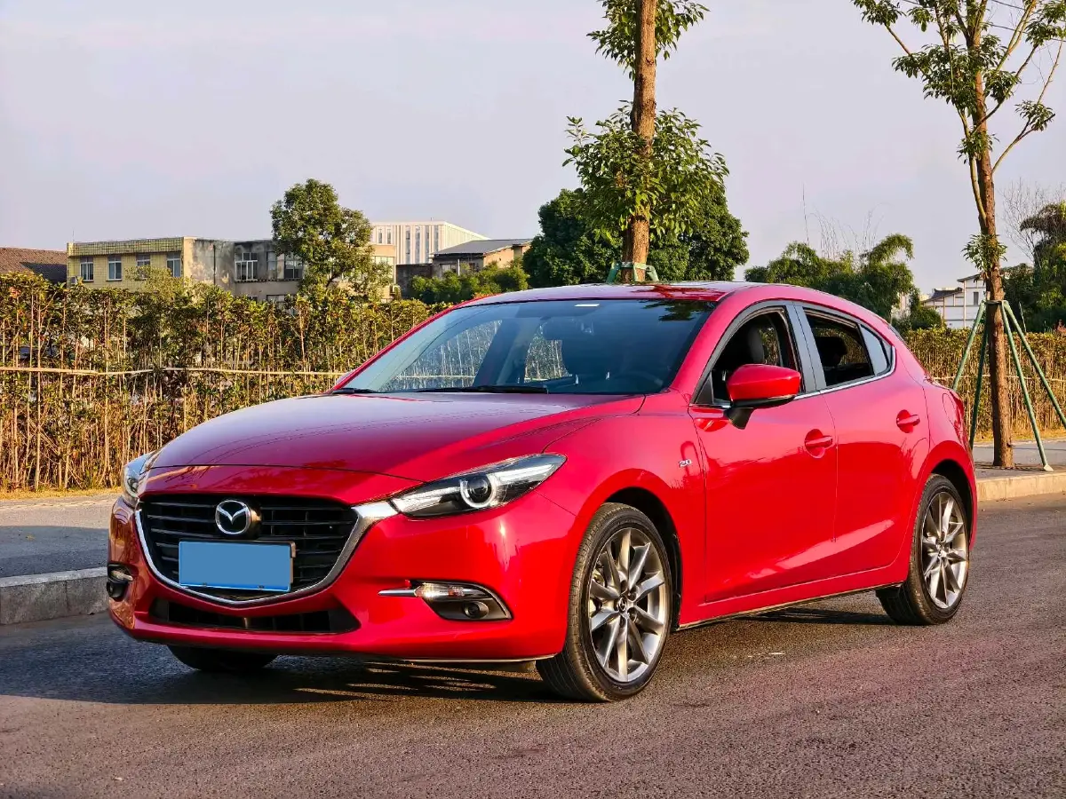 2017 Mazda 3 Axela 2.0L 158HP L4 6AT