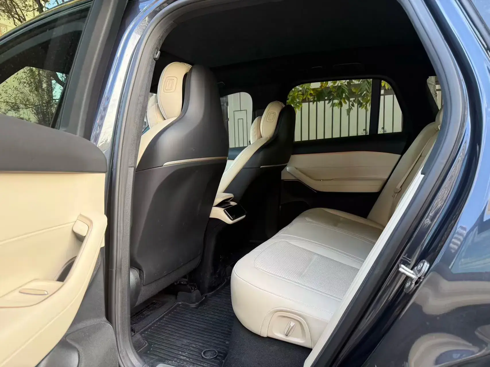 2023 NIO ES6 thumbnail 4