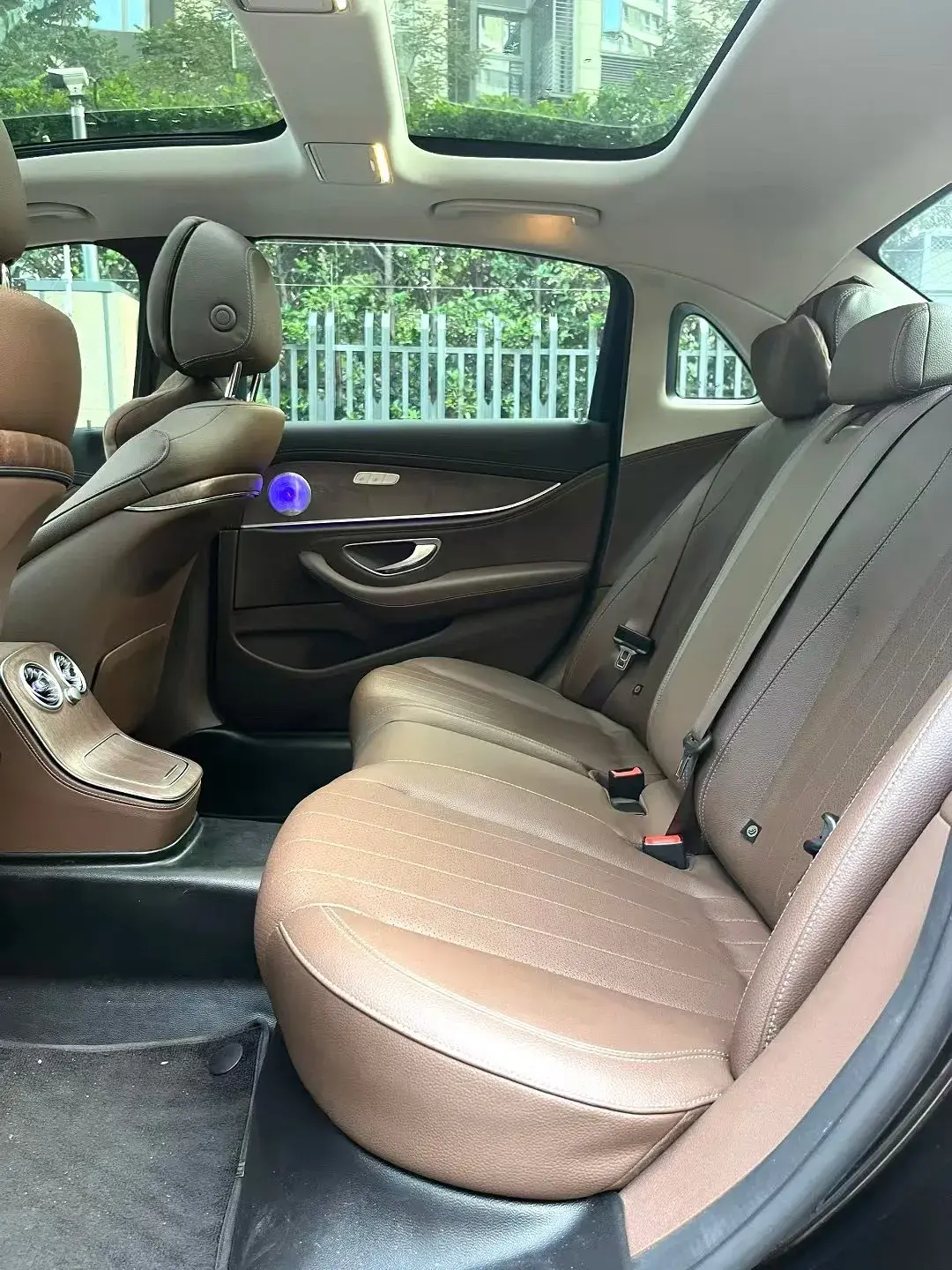 2023 MERCEDES-BENZ E thumbnail 4