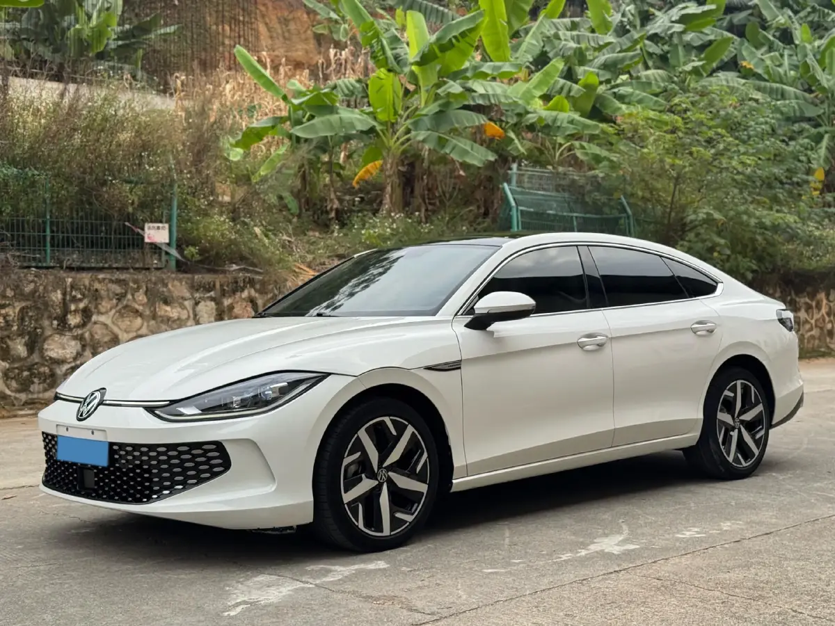 2023 Volkswagen Lamando 1.4T 150HP L4 7DCT