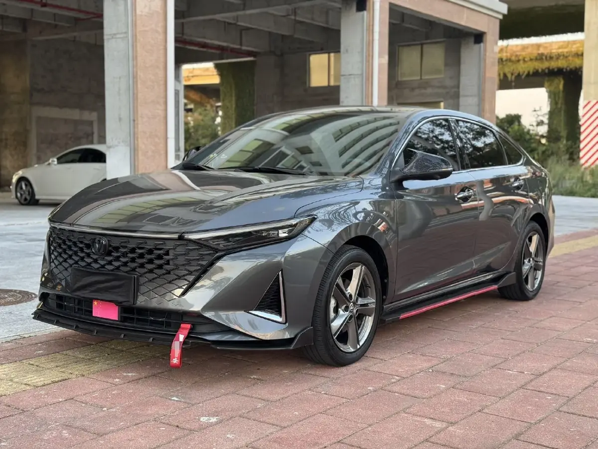 2023 ChangAn Raeton Plus 1.5T 188HP L4 7DCT