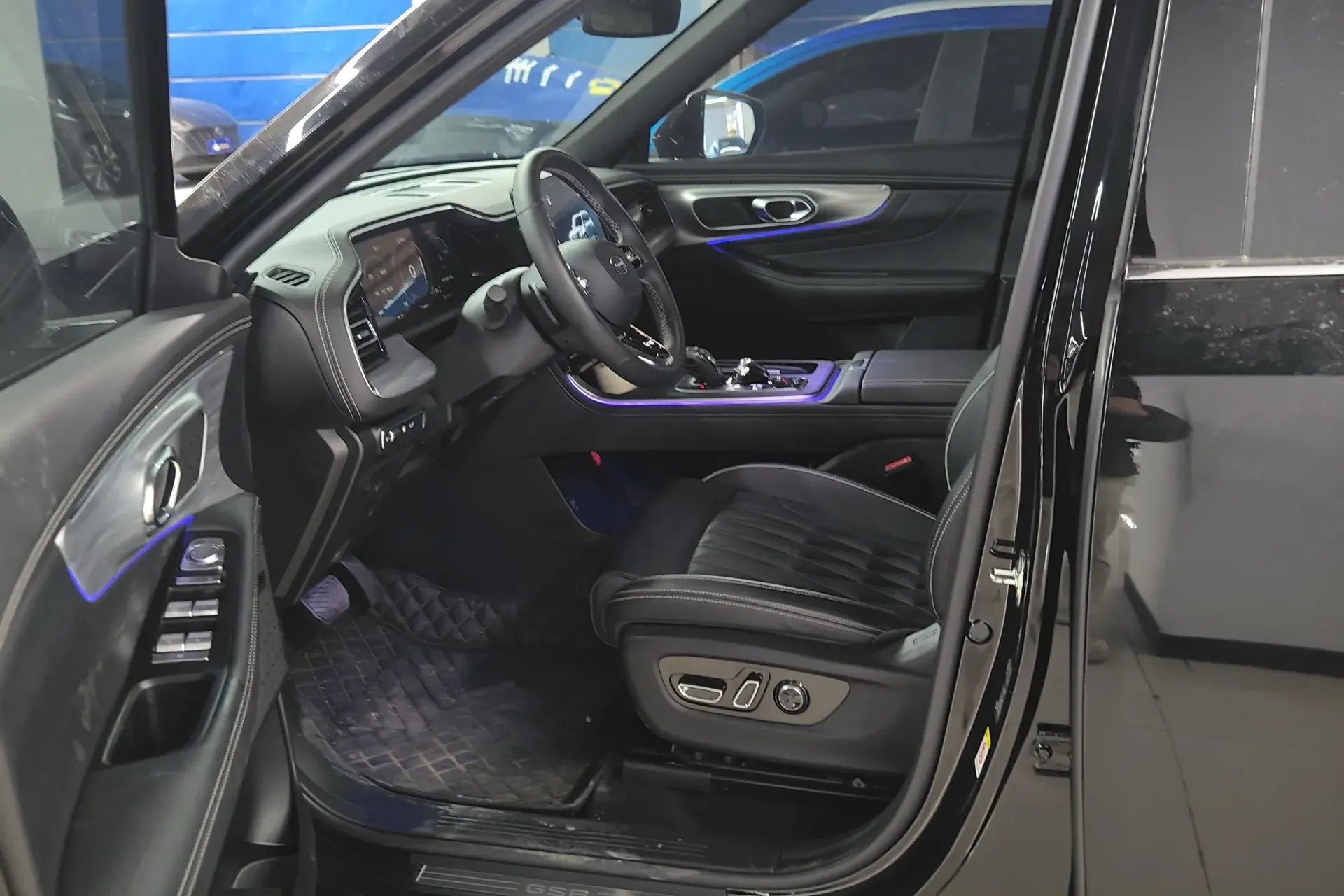 2022 GAC TRUMPCHI thumbnail 2