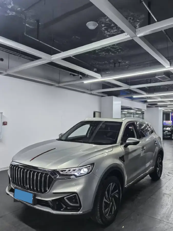 2022 HongQi HS5 2.0T 224HP L4 6AT