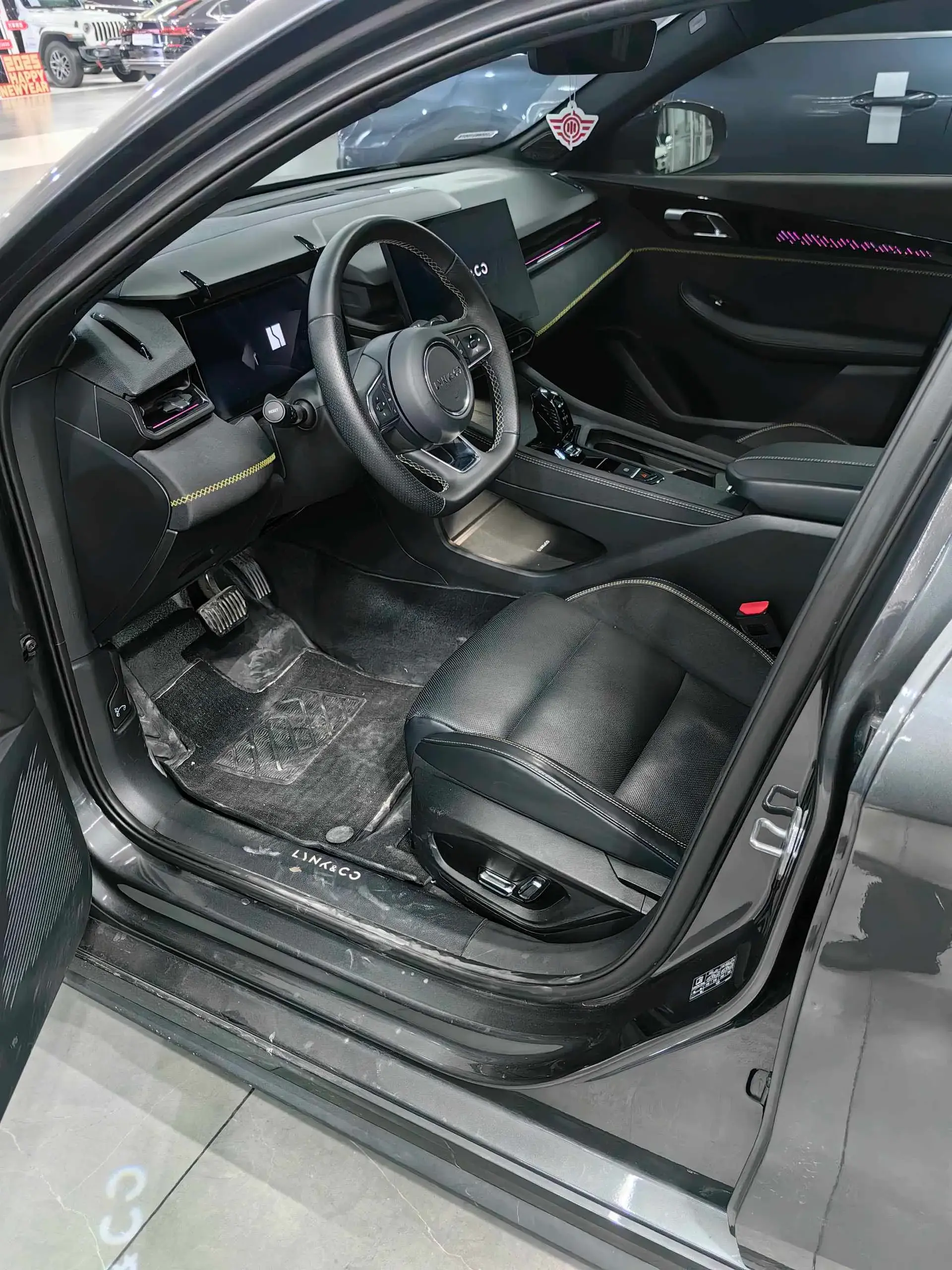 2023 MAXUS G50 thumbnail 2