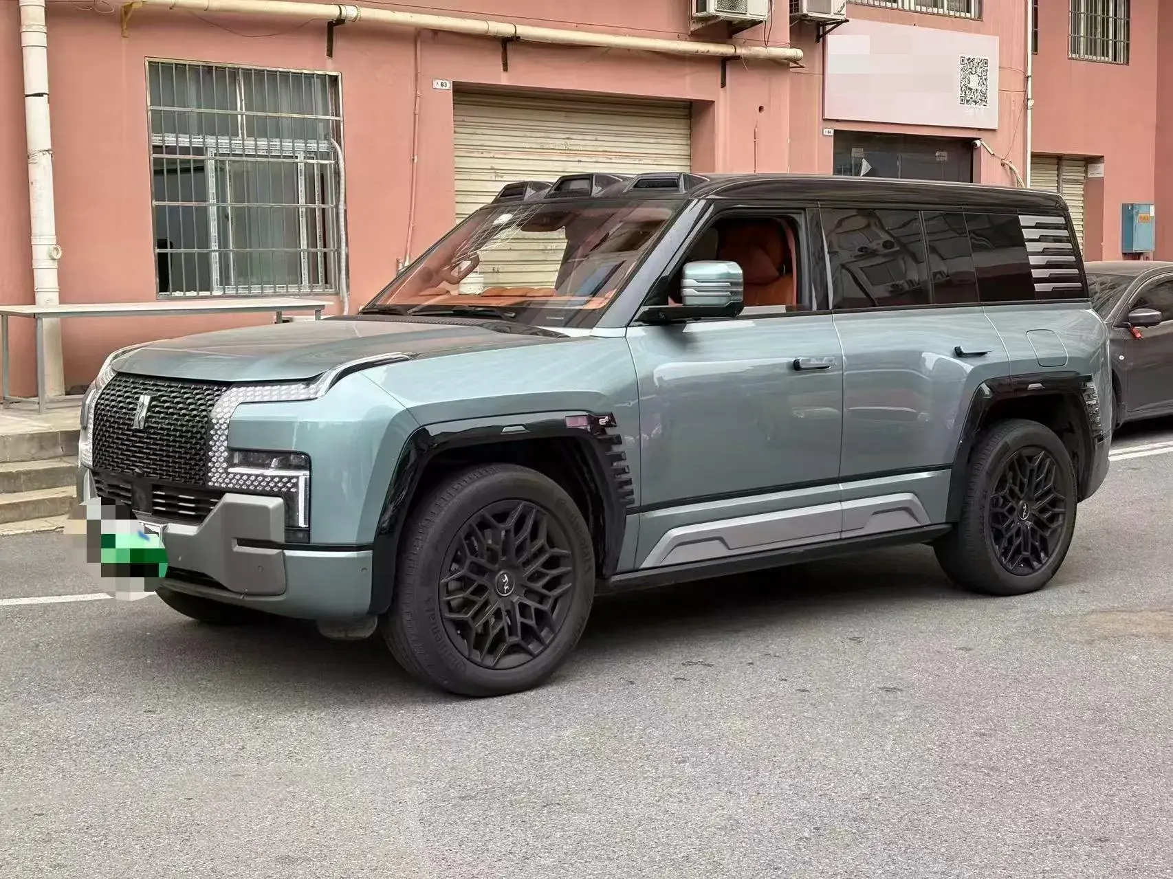 2023 YANGWANG U8 view 1