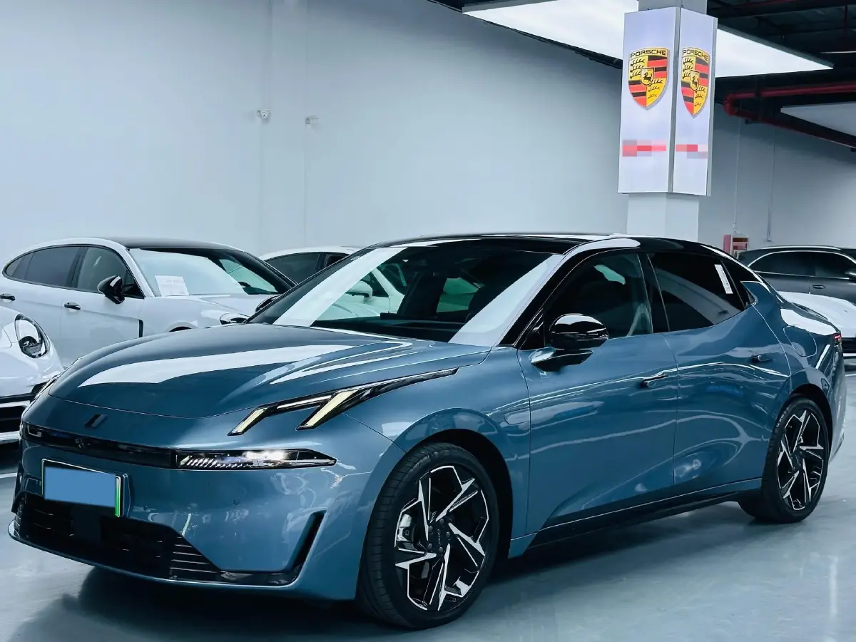 2024 LYNK&CO 07 EM-P 1.5T 163HP L4 3DHT PHEV 18.99KWH